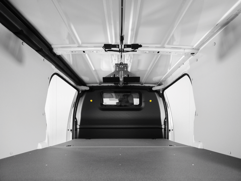 Smartfloor Proace L1 varerom over dubbeltgulv